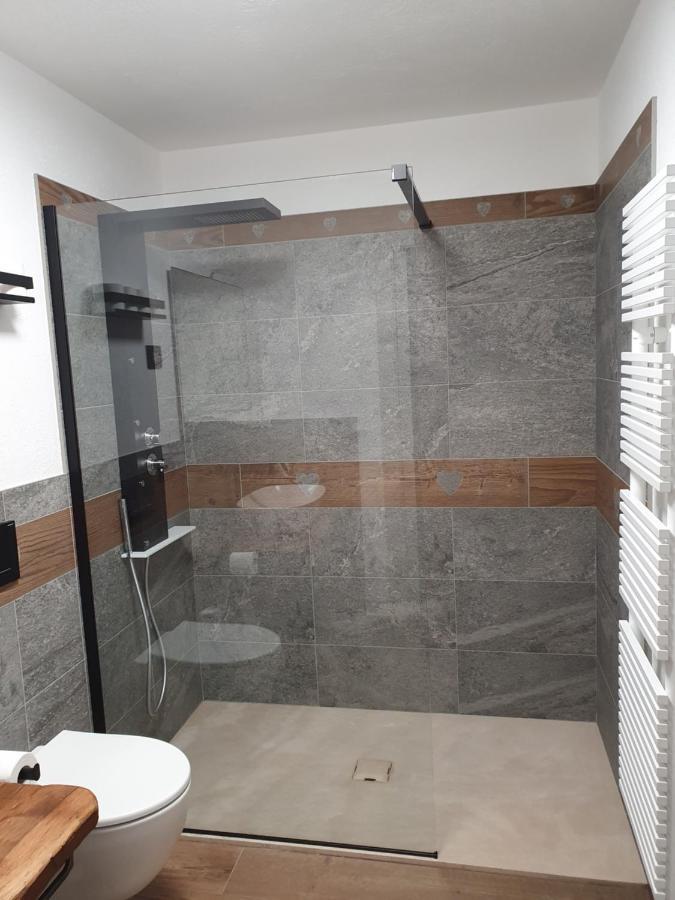 Casa Vacanza Lo Nano Фенис Екстериор снимка