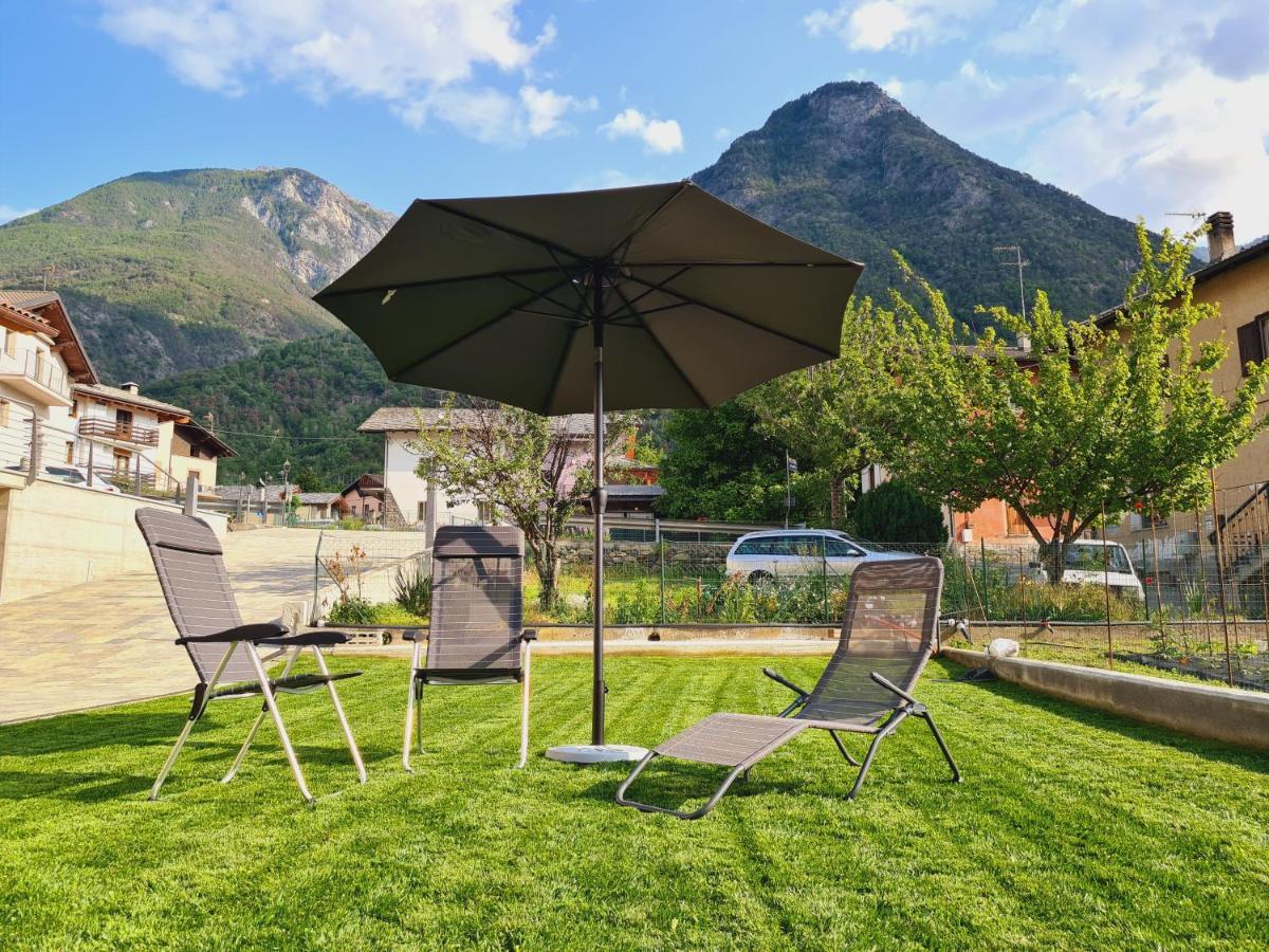 Casa Vacanza Lo Nano Фенис Екстериор снимка